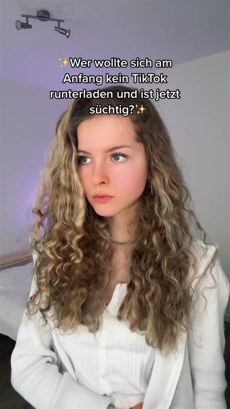 nackt auf tiktok|Linnea Sky: Ein Blick auf ihre nackt Auftritte